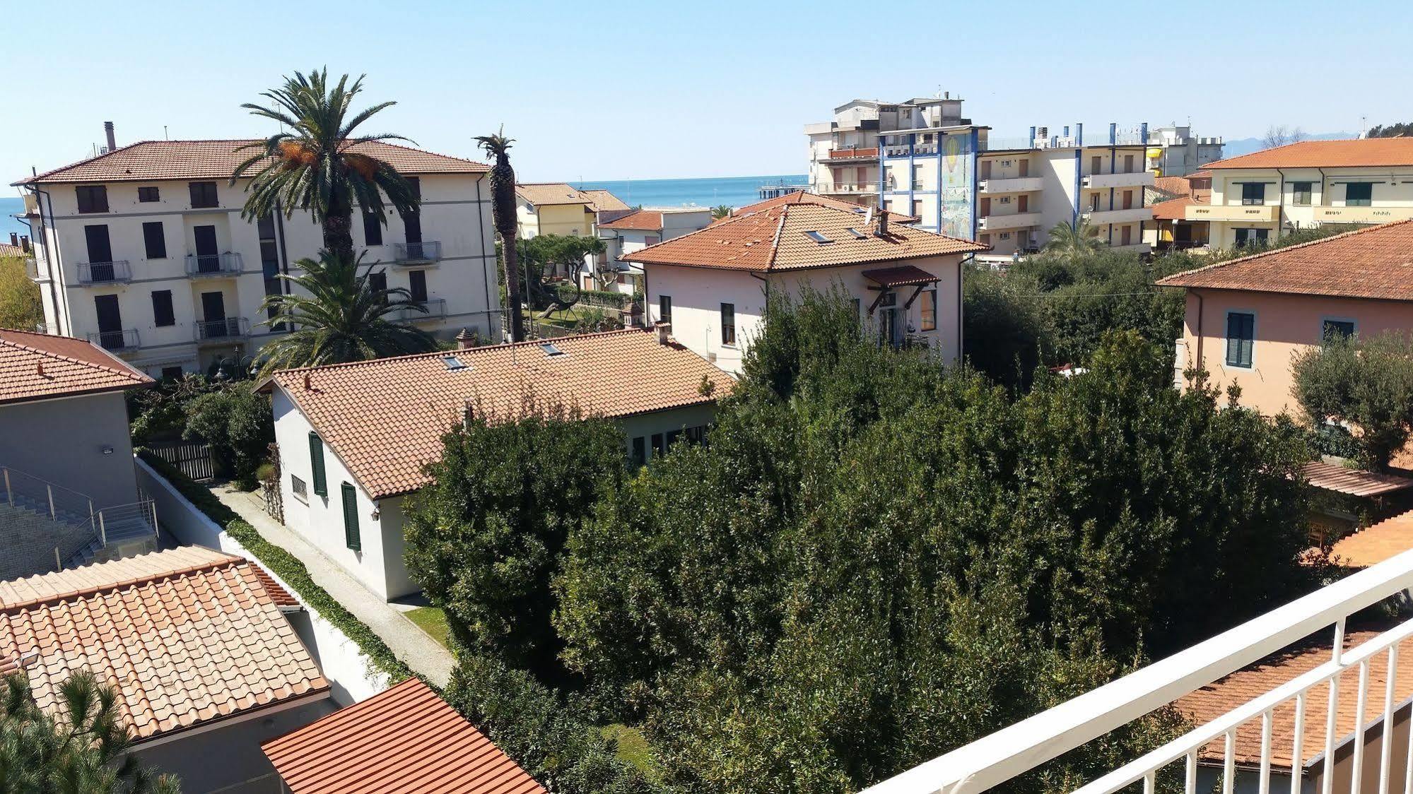 Milano Marina di Pietrasanta Exterior foto